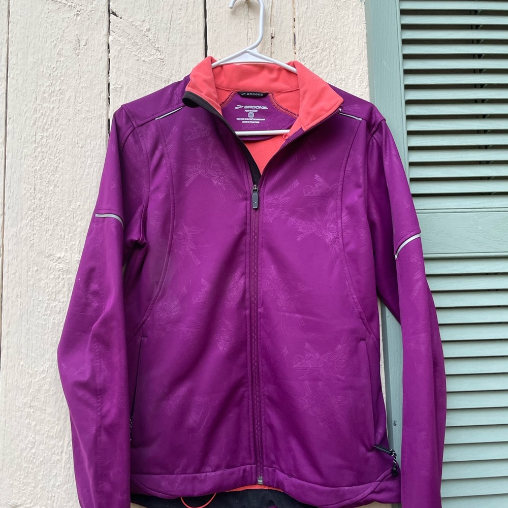 Brooks Light Running Jacket - image 1